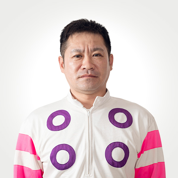 鈴木恵介騎手