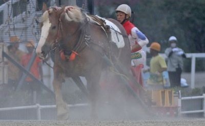 西謙一騎手　通算2,000勝達成！